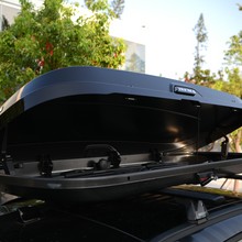 將圖片載入圖庫檢視器 HELLA FLUSH 低風阻車頂箱