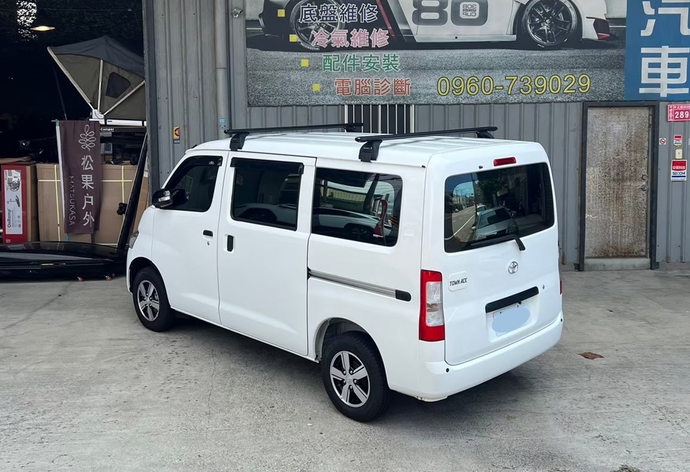 車款實裝系列》TOYOTA Town Ace： HD bar 載重橫桿