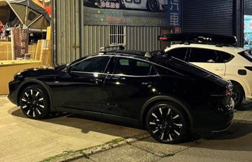 車款實裝系列》TOYOTA CROWN 安裝YAKIMA BaseLine FX 包覆式車頂架
