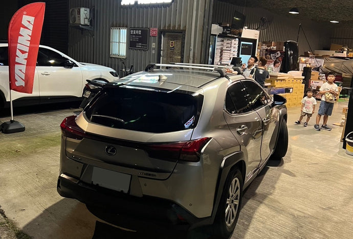 車款實裝系列》LEXUS UX200 安裝 FlushBar 車頂橫桿