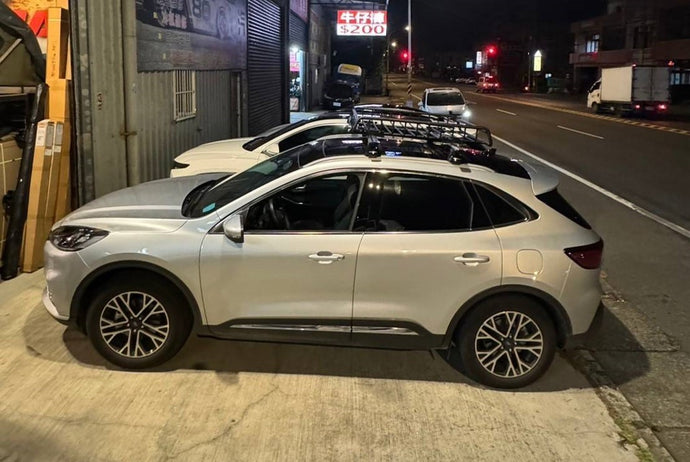 車款實裝系列》LEXUS RX300：車頂架 + LoadWarrior車頂籃