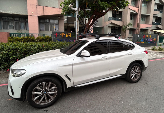 車款實裝系列》BMW X4 安裝車頂式自行車架 HighRoad 2.0