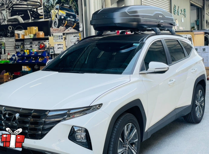 車款實裝系列》Hyundai Tucson : 車頂箱+車頂架